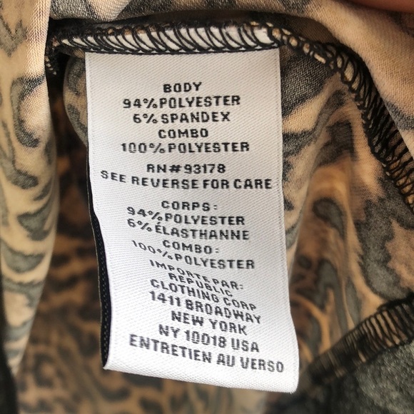 Carmen Marc Valvo Animal Print Women's Top - Picture 6 of 6